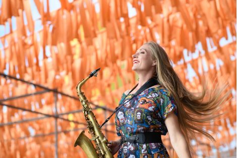 Musikvideos mit Gesa in verschiedenen Ensembles, Bands und Duett